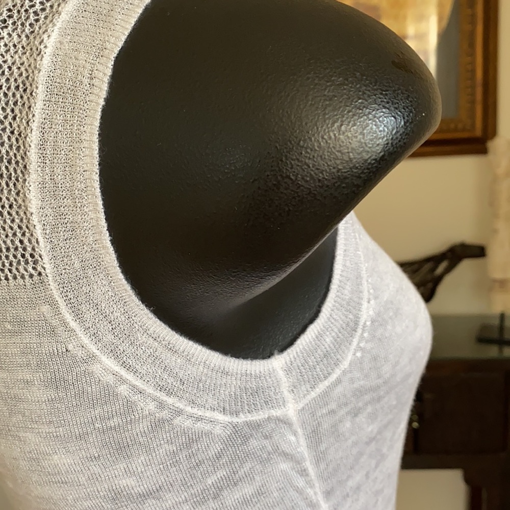 Linen top - Picture 7 of 8
